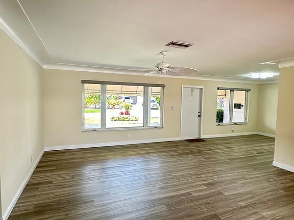 2nd image of 1014 SE 14th Ave