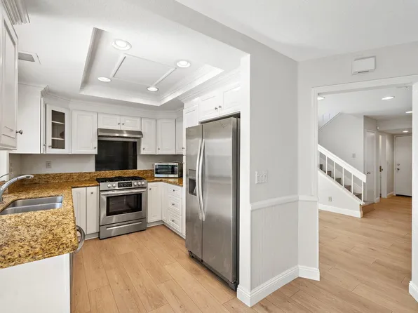 46 Silkberry, Irvine, CA 92614