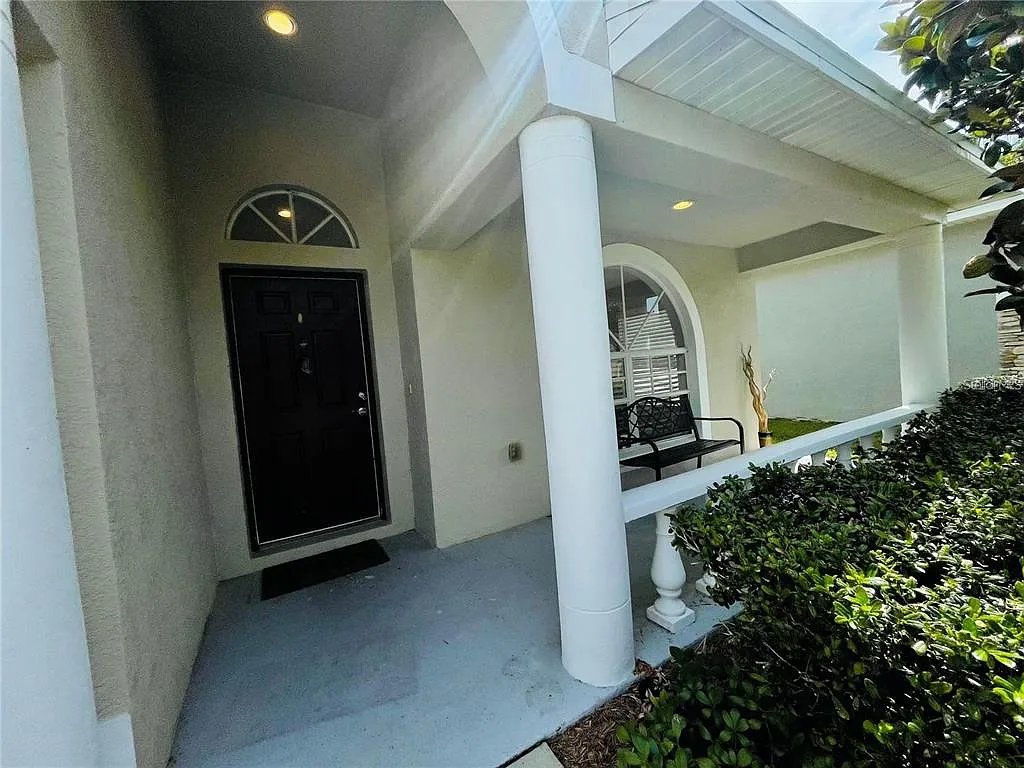4 bed, 2.0 bath, 1846 sqft, $3,000 — Photo 3
