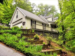 29 Cedar Summit Rd, Asheville, NC 28803