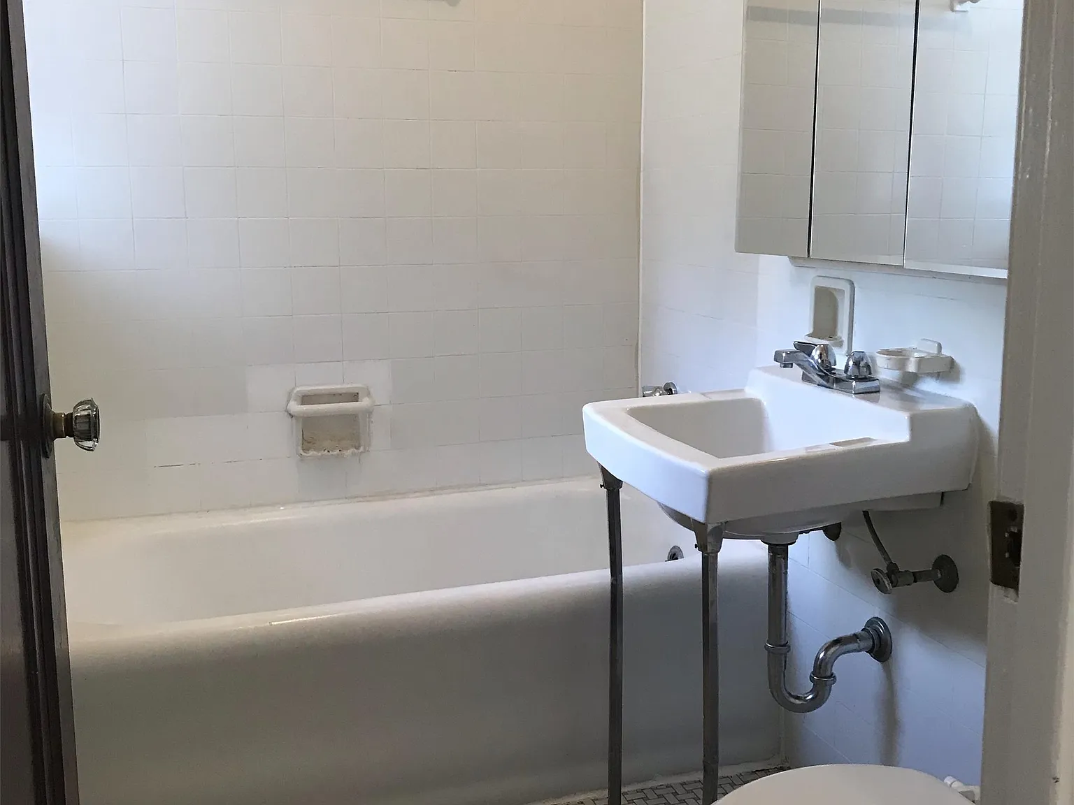 8442 S Ashland Ave - 8442-3A — Photo 2