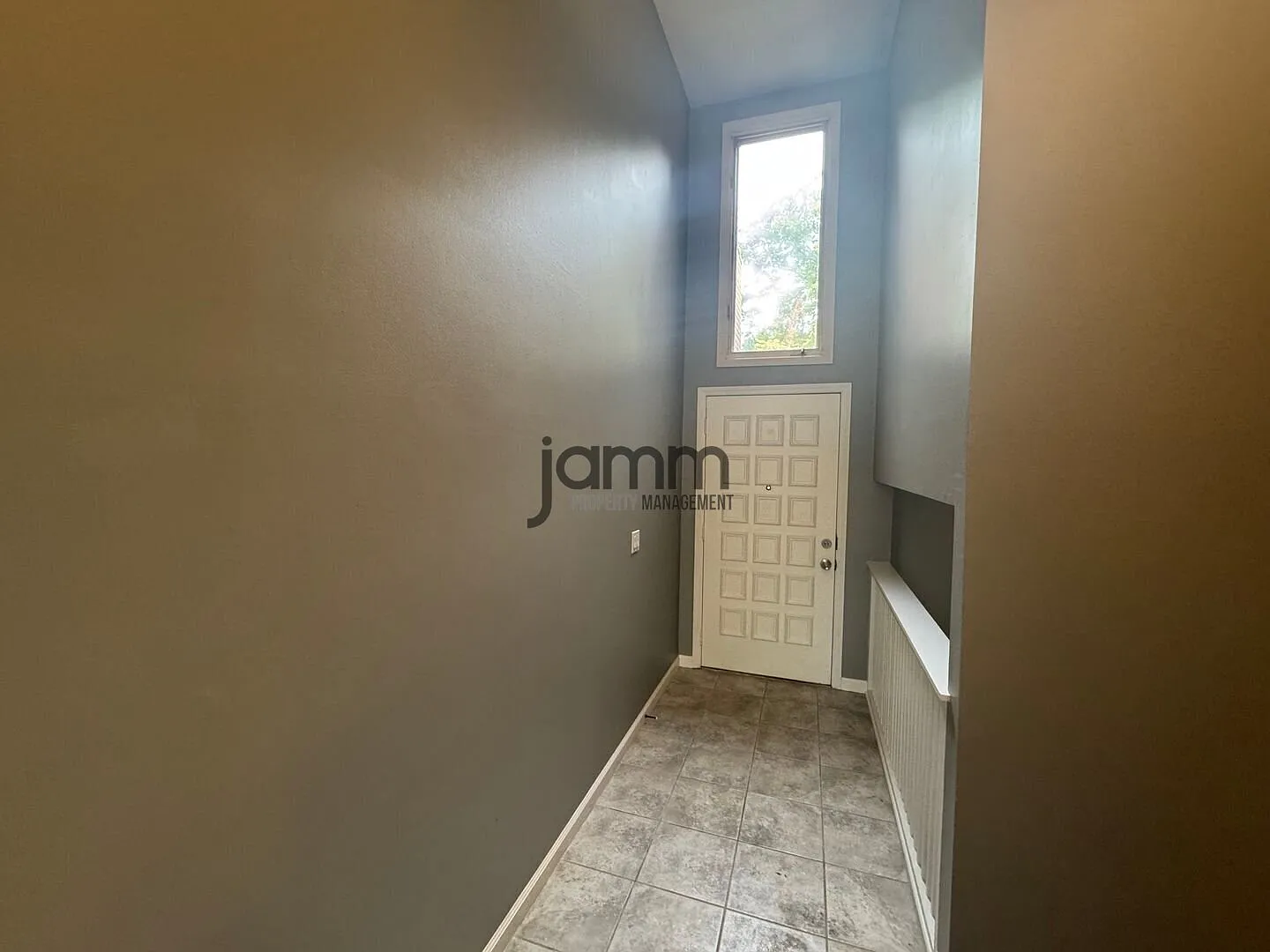 One bedroom, two bathroom with a Versatile Bonus Room in Brecksville, OH — Photo 4