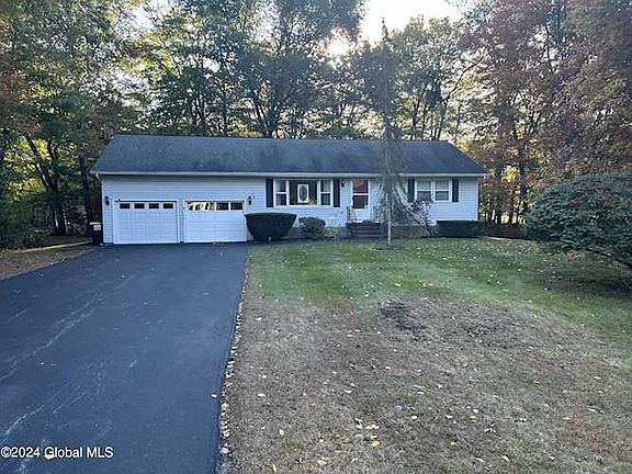 2nd image of 10 Northwood Dr