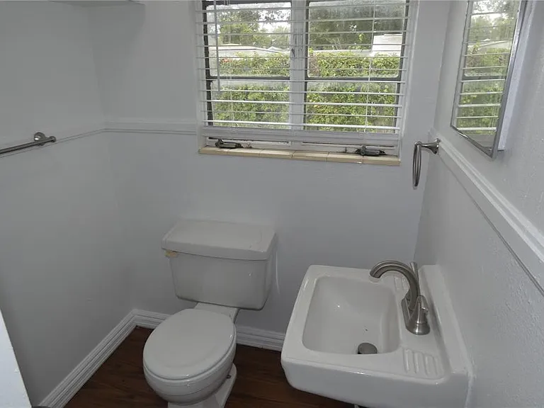 2567 15th Ave N #2 — Photo 9