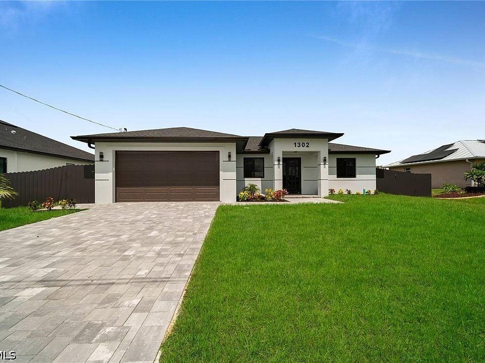 1st image of 1302 NE Juanita Place Cpe