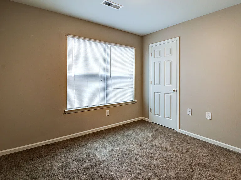 105 Beech St — Photo 22
