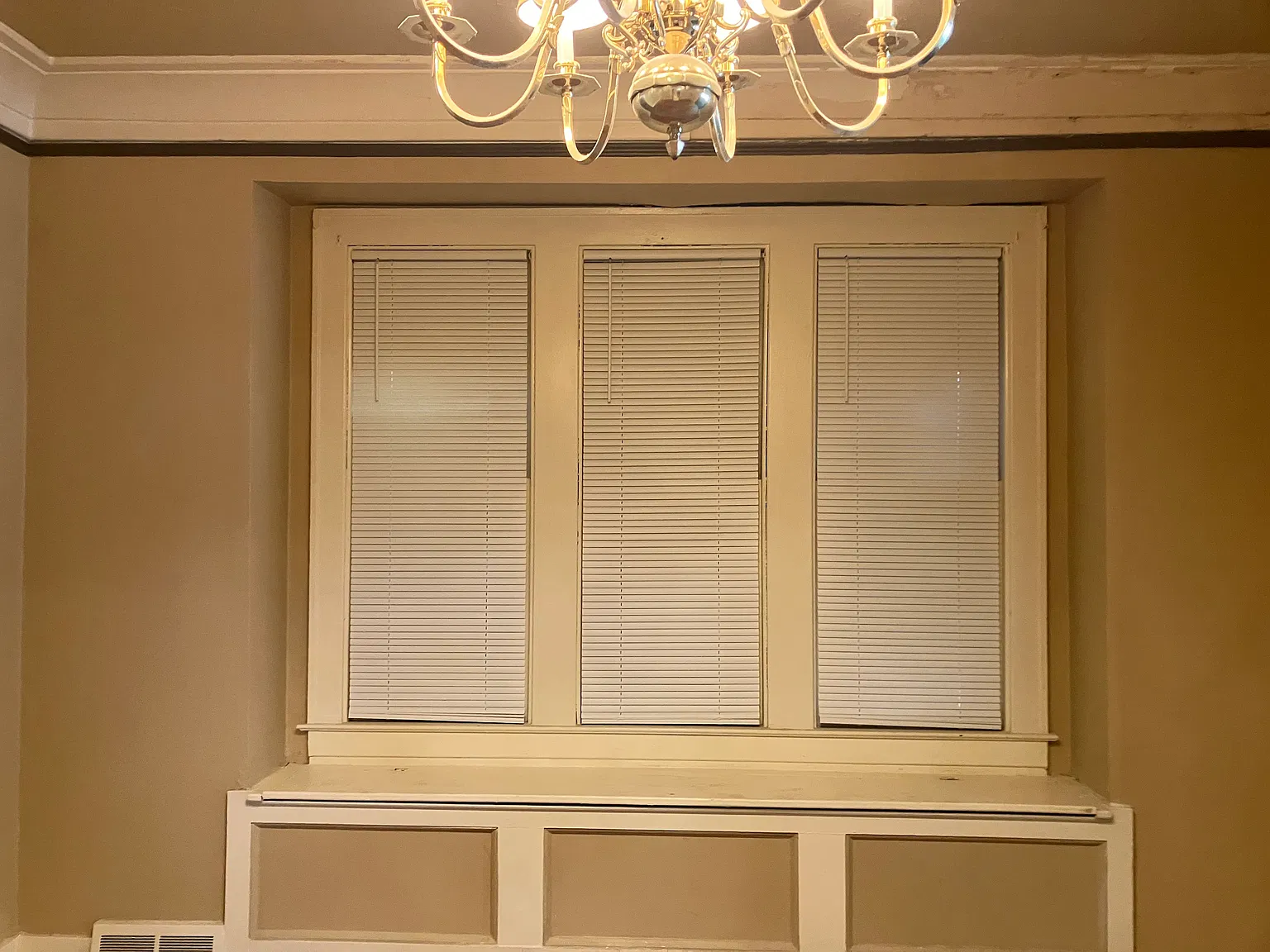 3 bed, 1600 sqft, $1,600 — Photo 4