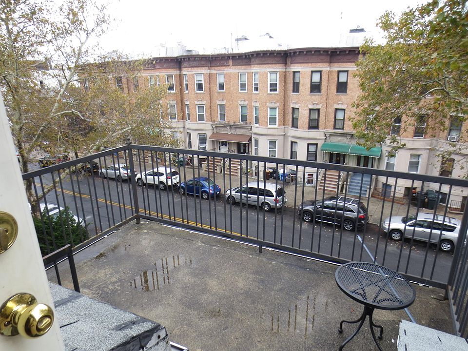 1st image of 8804 19th Ave APT 3