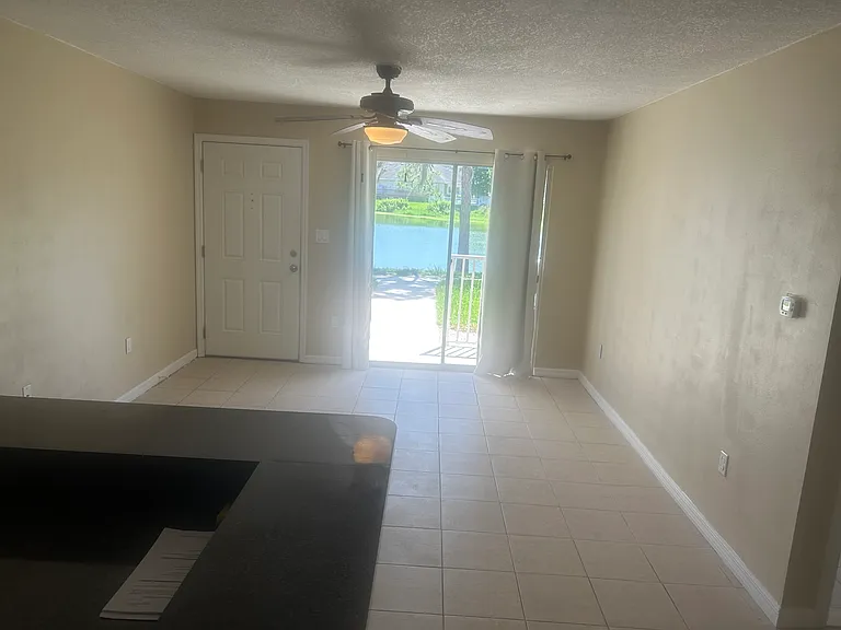 215 Lake Brook Cir #105 — Photo 2