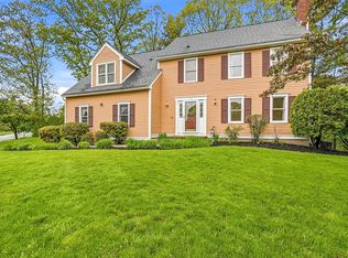 2 Stonybrook Ln, Shrewsbury, MA 01545