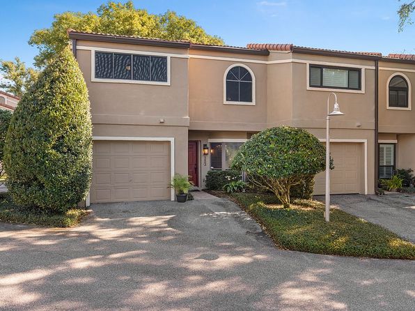 223 Quayside Cir #C11