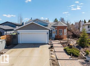 5 Deacon Pl, Strathcona County, AB T8H 1M9