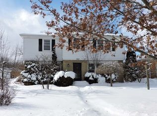 814 Fair Ln, Northbrook, IL 60062