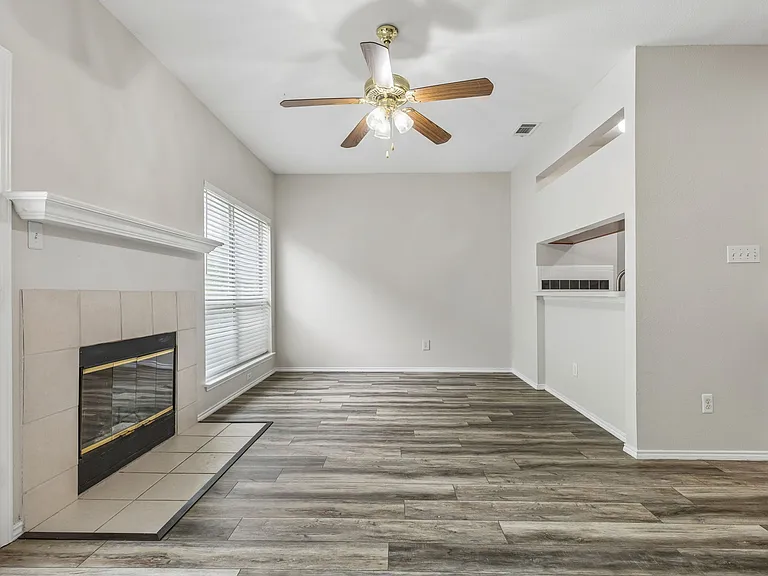 3938 Pickett Pl — Photo 4