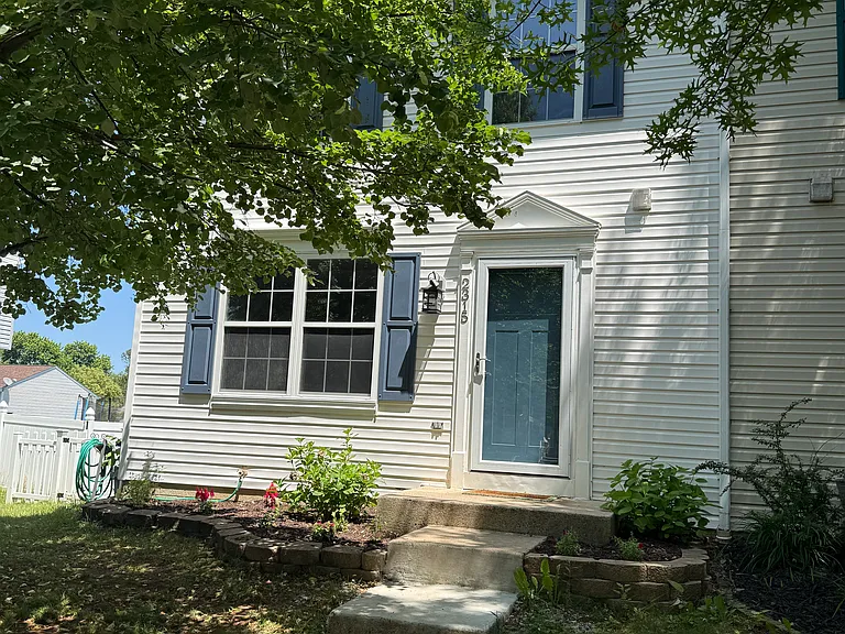 2315 Bluegrass Heights Ct — Photo 2