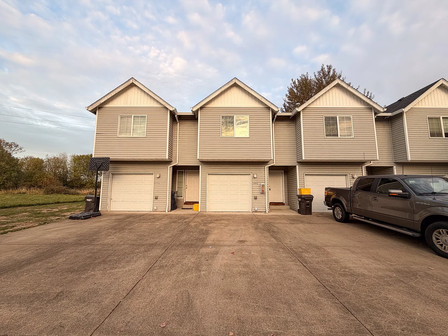 2 bed, 965 sqft, $1,450 — Photo 3