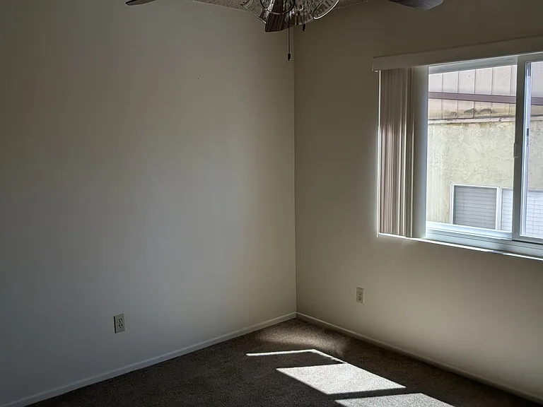 Providencia Apts — Photo 10