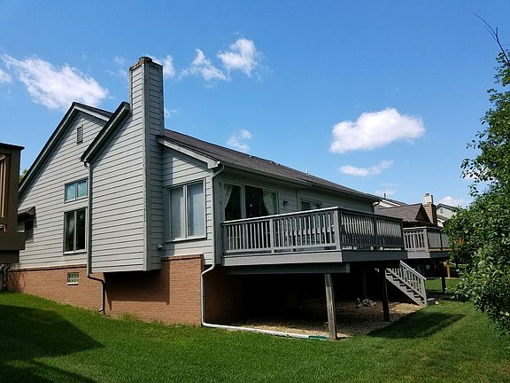 4th image of 17166 Lake View Cir #35