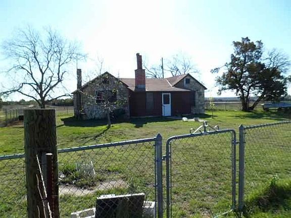 2nd image of 2420 County Road 326