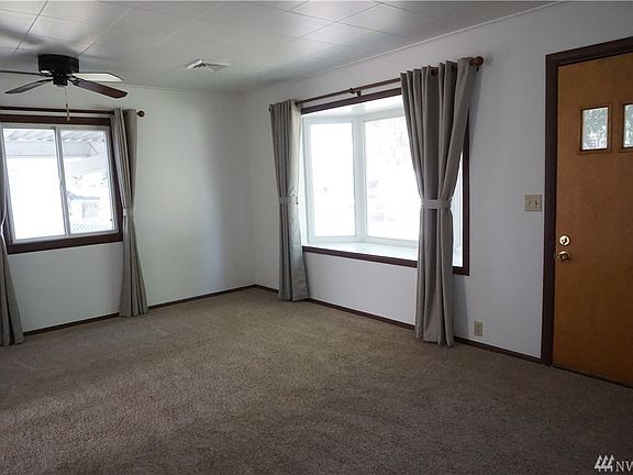 4th image of 2119 W Peninsula Dr
