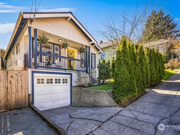 1017 N 38th Street, Seattle, WA 98103