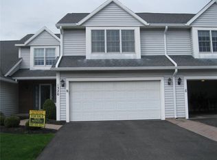 1320 Wellington Dr, Victor, NY