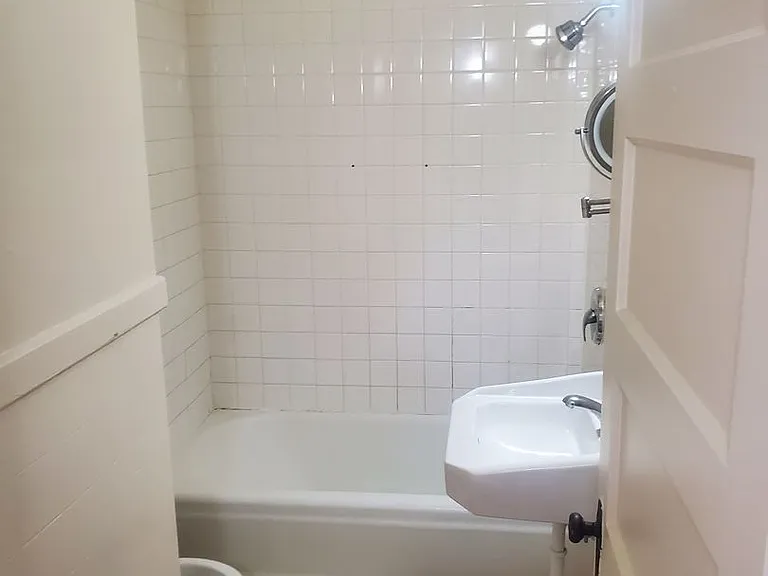 1415 Laurel Ave #18 — Photo 6