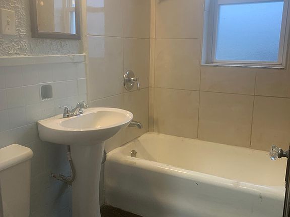 4th image of 4061 Gravois Ave APT 205