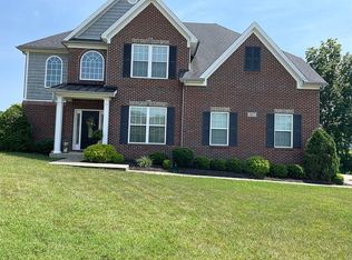 18037 Brightleaf Pl, Fisherville, KY 40023