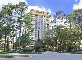 14655 Champion Forest Dr APT 301, Houston, TX 77069