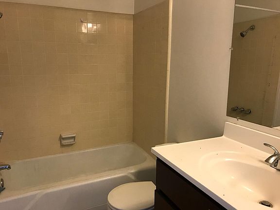 3rd image of 2254 Mira Vista Ave APT 16