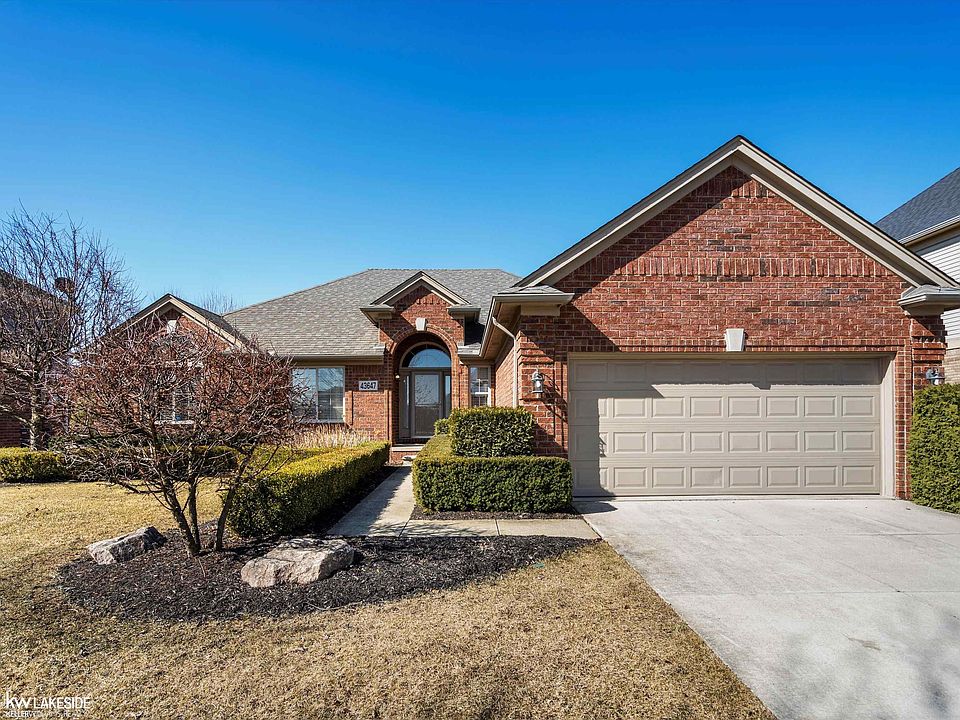 1st image of 43647 Mallard Ln