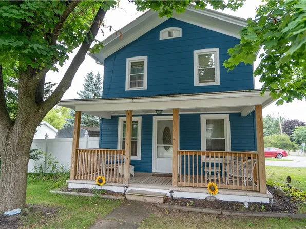 67 Main St, Livonia, NY 14487