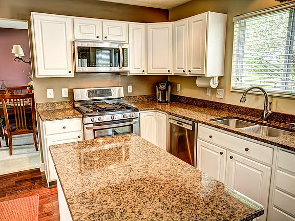 4th image of 3420 Heritage Trace Dr W