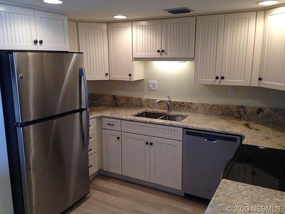 5th image of 2401 S Atlantic Ave APT A305