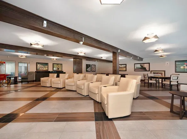 The Crest at Citrus Heights (55+)