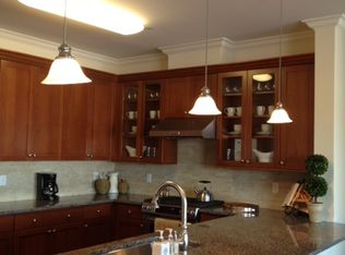 16 Rivers Edge Dr #307, Tarrytown, NY 10591