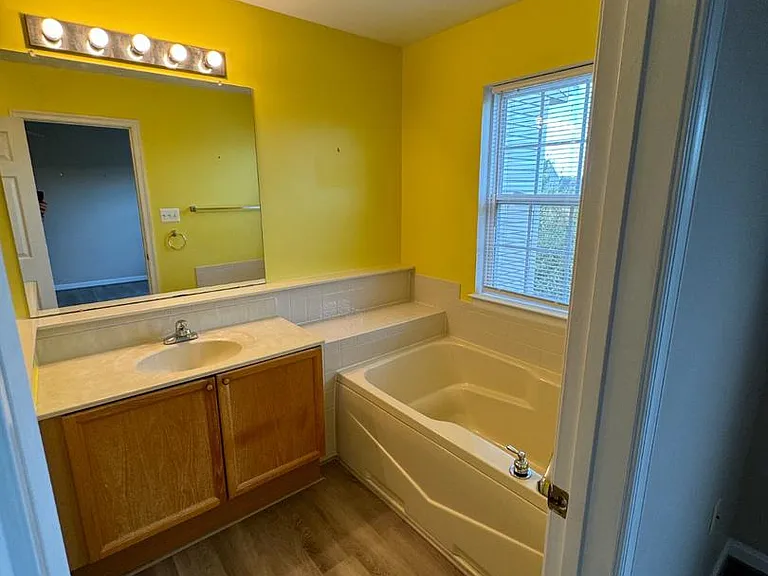 2424 Wynfield Ct — Photo 11