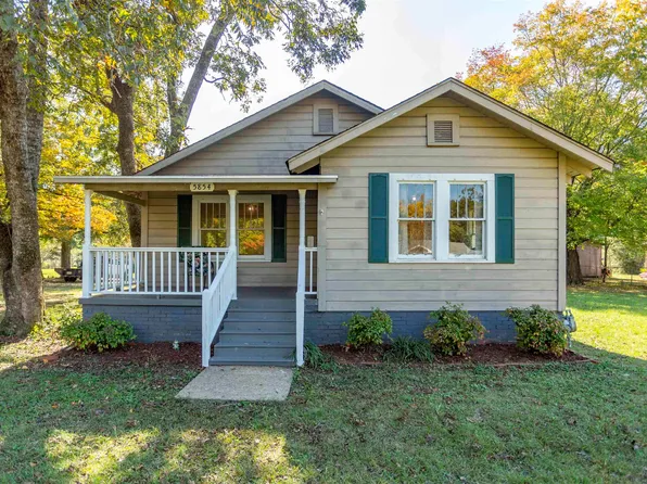 5854 Warrior River Rd, Hueytown, AL 35023