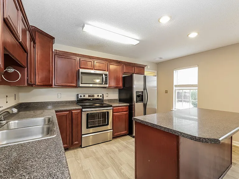 11667 Millwind Dr — Photo 8