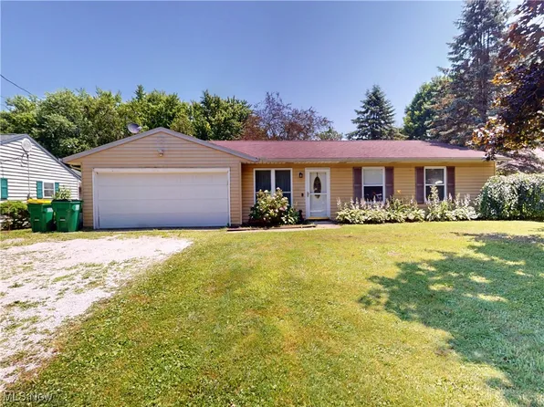 170 E Parkway Dr, Madison, OH 44057