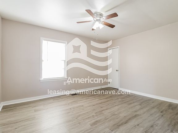 2-Living Room