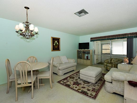 2nd image of 2789 Ashley Drive W #B