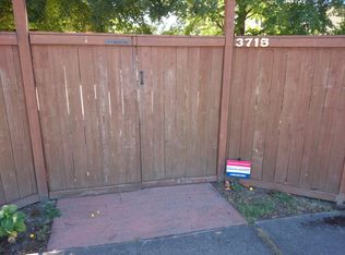 3715 SW Holden St, Seattle, WA 98126