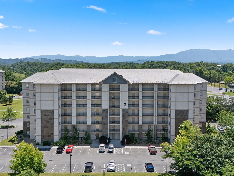 1st image of 124 Plaza Dr Unit 2105