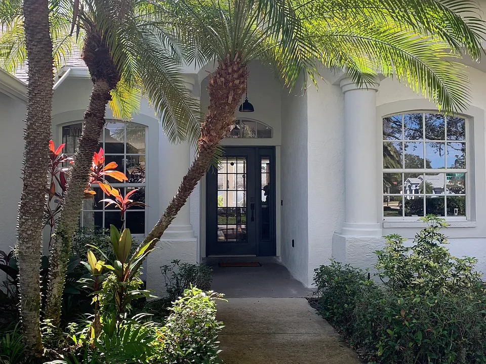 676 Shadow Bay Way