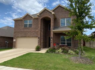913 Dickens Dr, McKinney, TX 75071