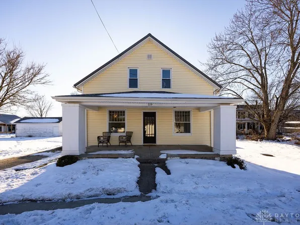 119 Main St, College Corner, OH 45003