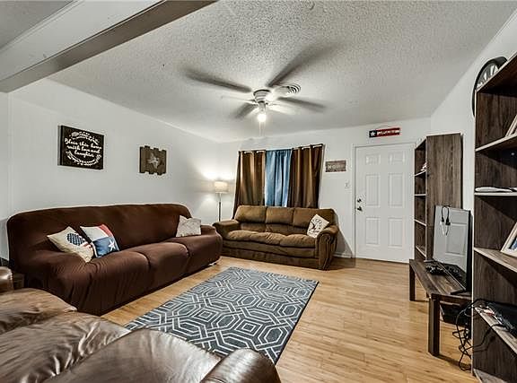 5th image of 217 Fairmont Ave
