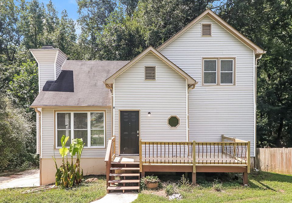 1st image of 3106 Calumet Cir NW